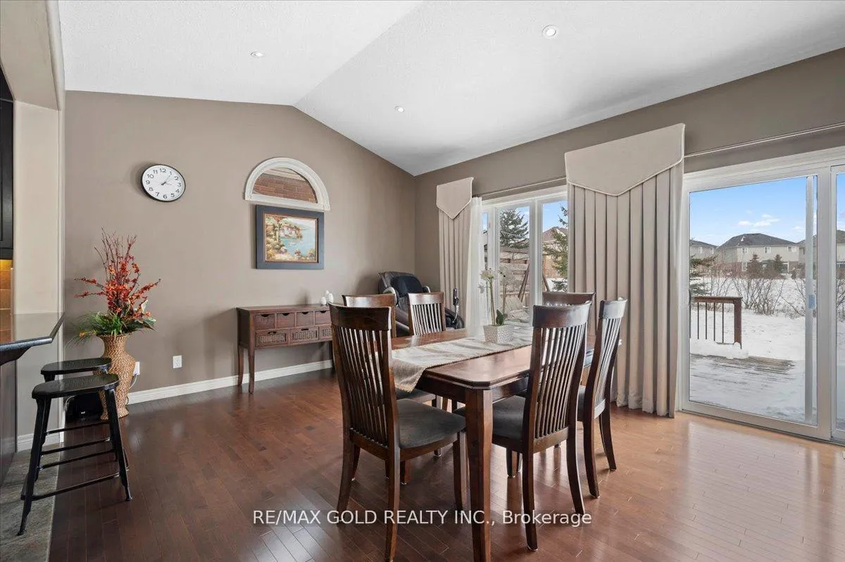 Photo 13 of Unit Main, 524 St Moritz Avenue, Waterloo — HOMEH
