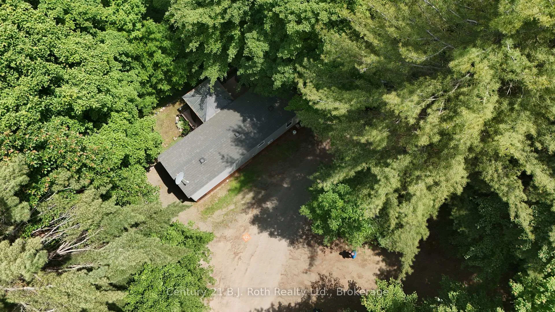 Front of 767 Poplar Crescent