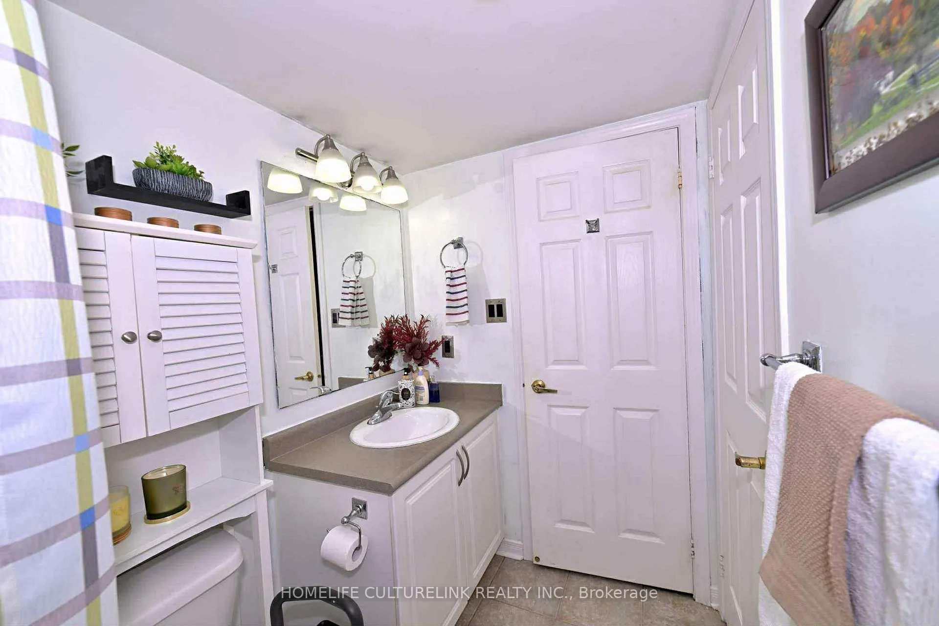 Photo 19 of Unit 1, 84 Petra Way E, Whitby, Pringle Creek — HOMEH