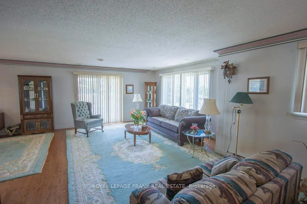Photo 27 of 357 The Captains Corners, Kawartha Lakes, Verulam — HOMEH