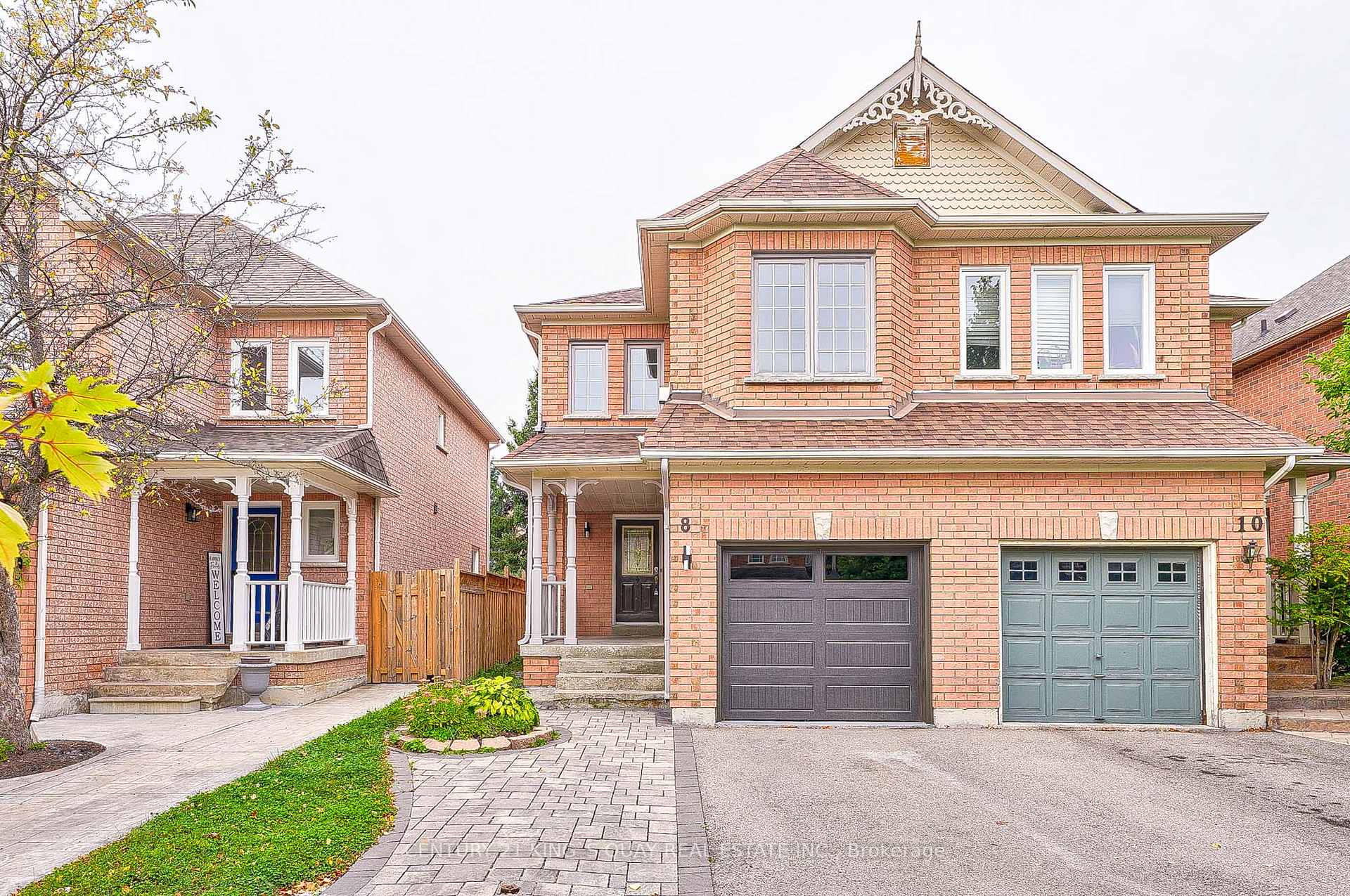 Photo 1 of 8 Hollidge Boulevard, Aurora, Bayview Wellington — HOMEH