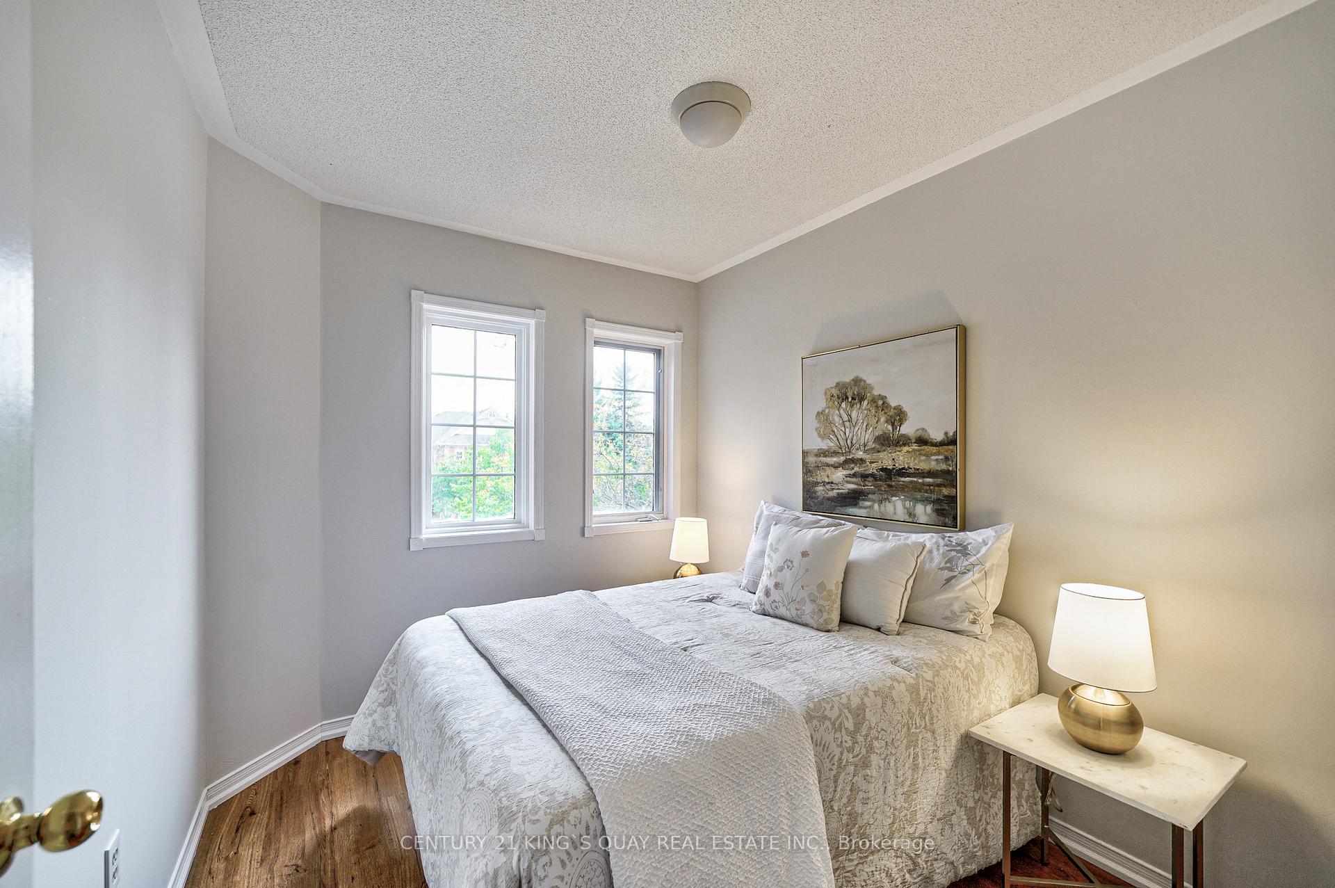 Photo 21 of 8 Hollidge Boulevard, Aurora, Bayview Wellington — HOMEH