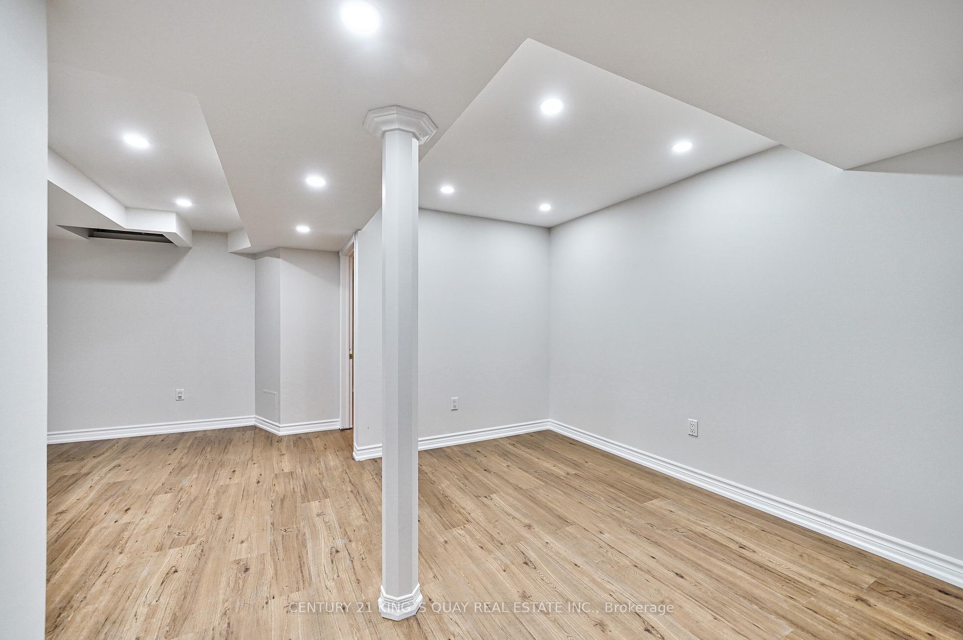 Photo 35 of 8 Hollidge Boulevard, Aurora, Bayview Wellington — HOMEH