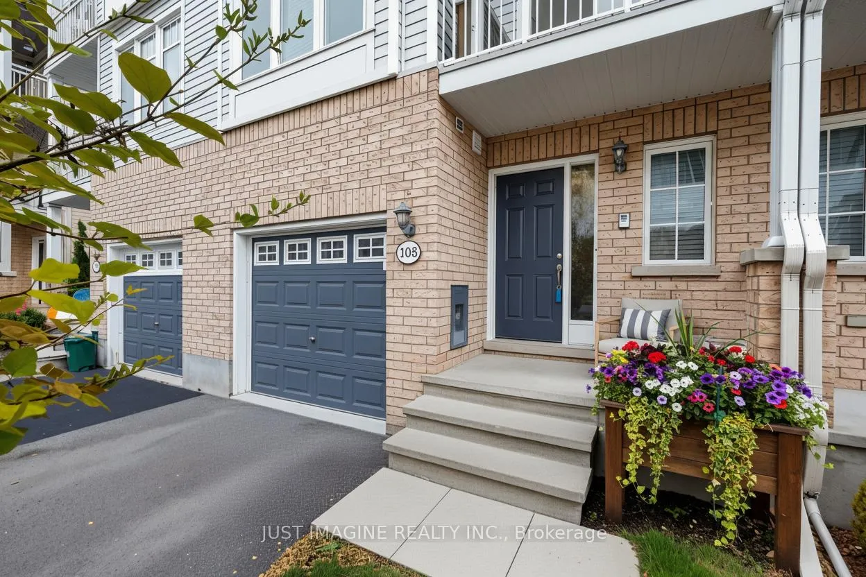 Photo 2 of 105 Caithness Private, Ottawa, Mer Bleue/Bradley Estates/Anderson Park — HOMEH