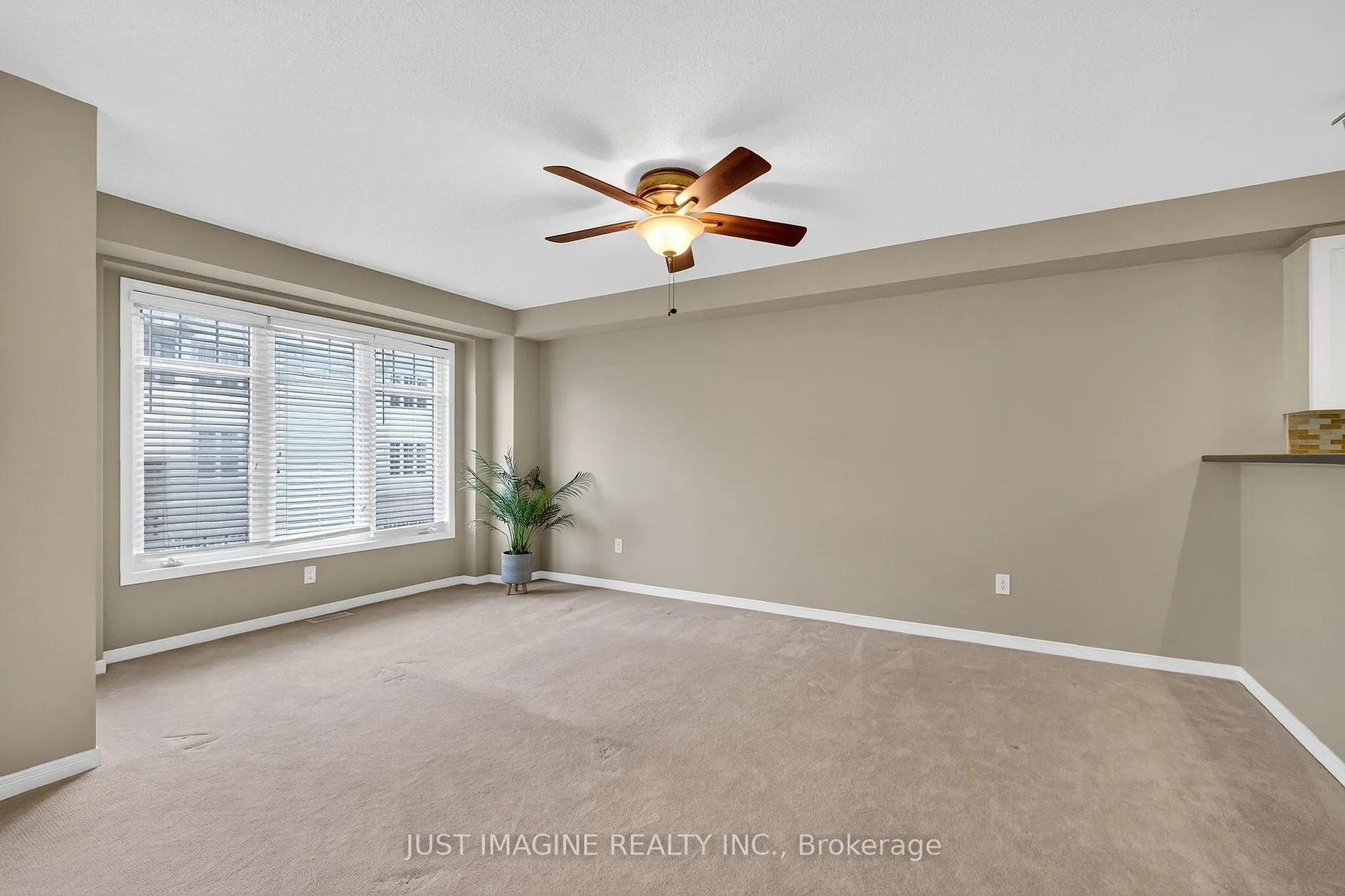 Photo 23 of 105 Caithness Private, Ottawa, Mer Bleue/Bradley Estates/Anderson Park — HOMEH