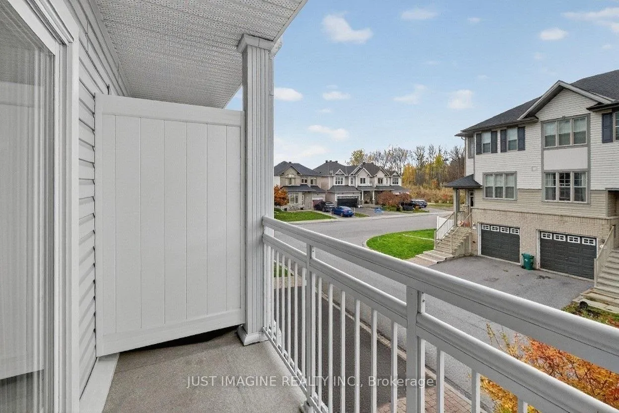 Photo 25 of 105 Caithness Private, Ottawa, Mer Bleue/Bradley Estates/Anderson Park — HOMEH