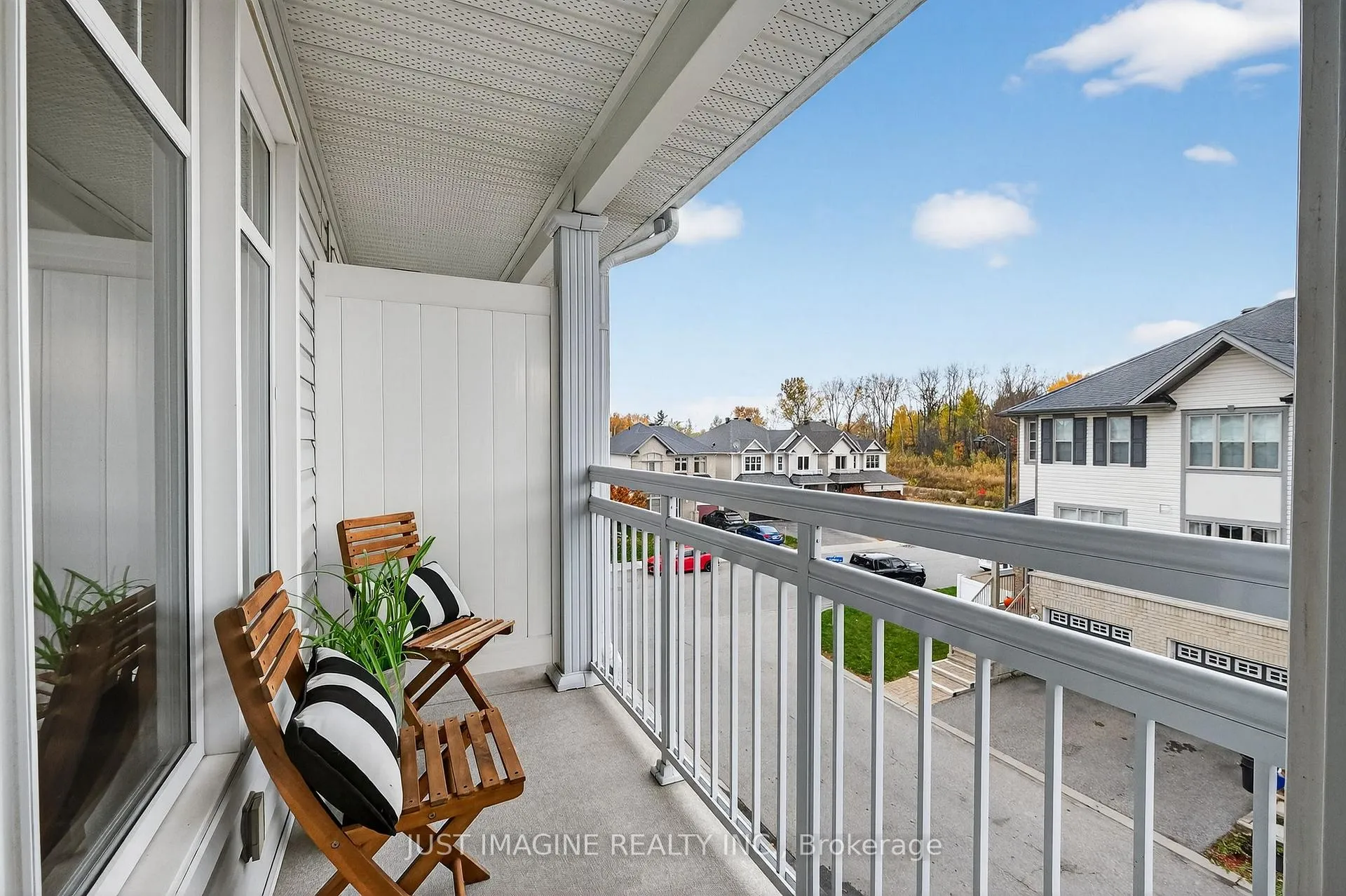 Photo 31 of 105 Caithness Private, Ottawa, Mer Bleue/Bradley Estates/Anderson Park — HOMEH