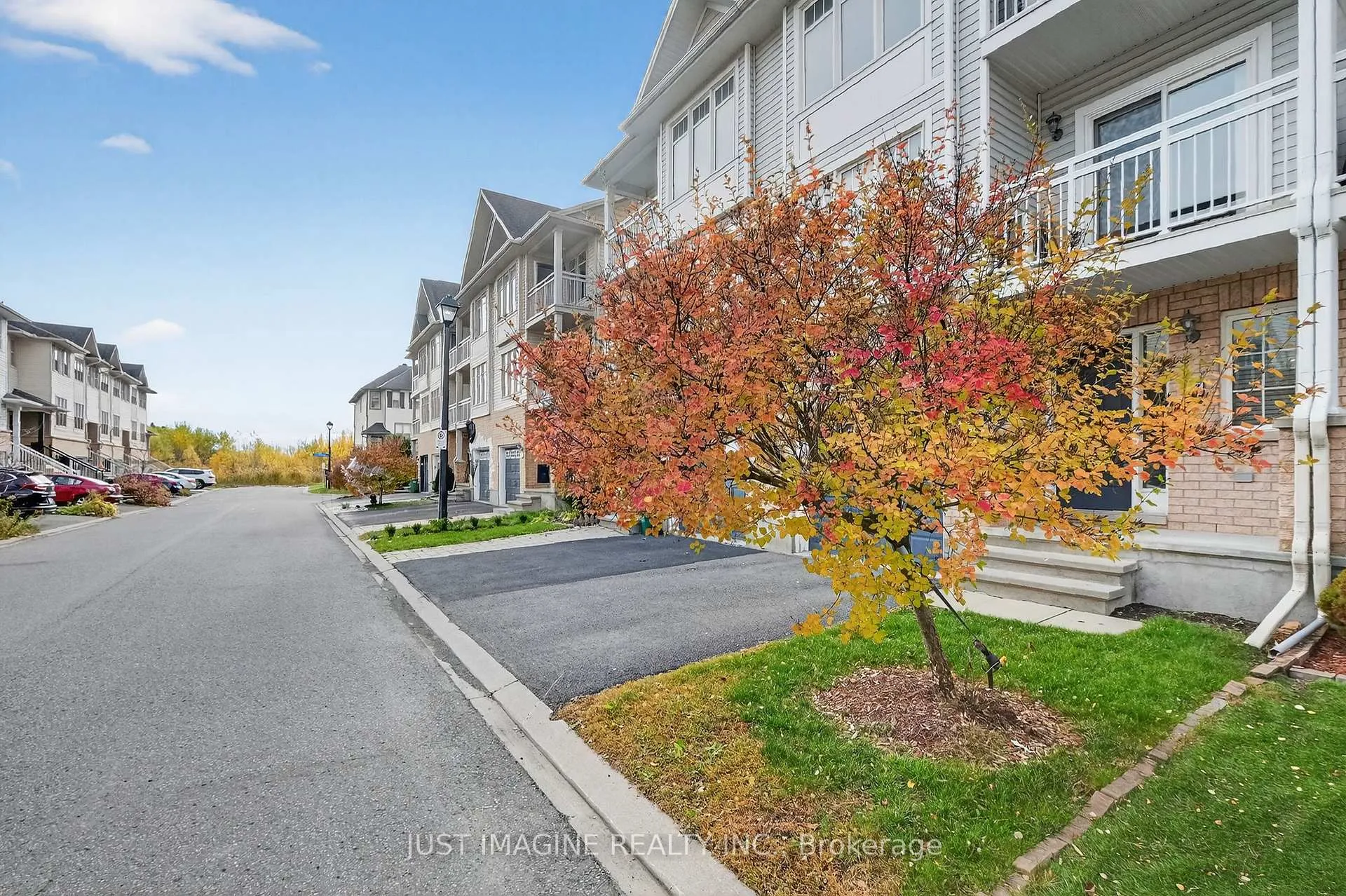 Photo 43 of 105 Caithness Private, Ottawa, Mer Bleue/Bradley Estates/Anderson Park — HOMEH