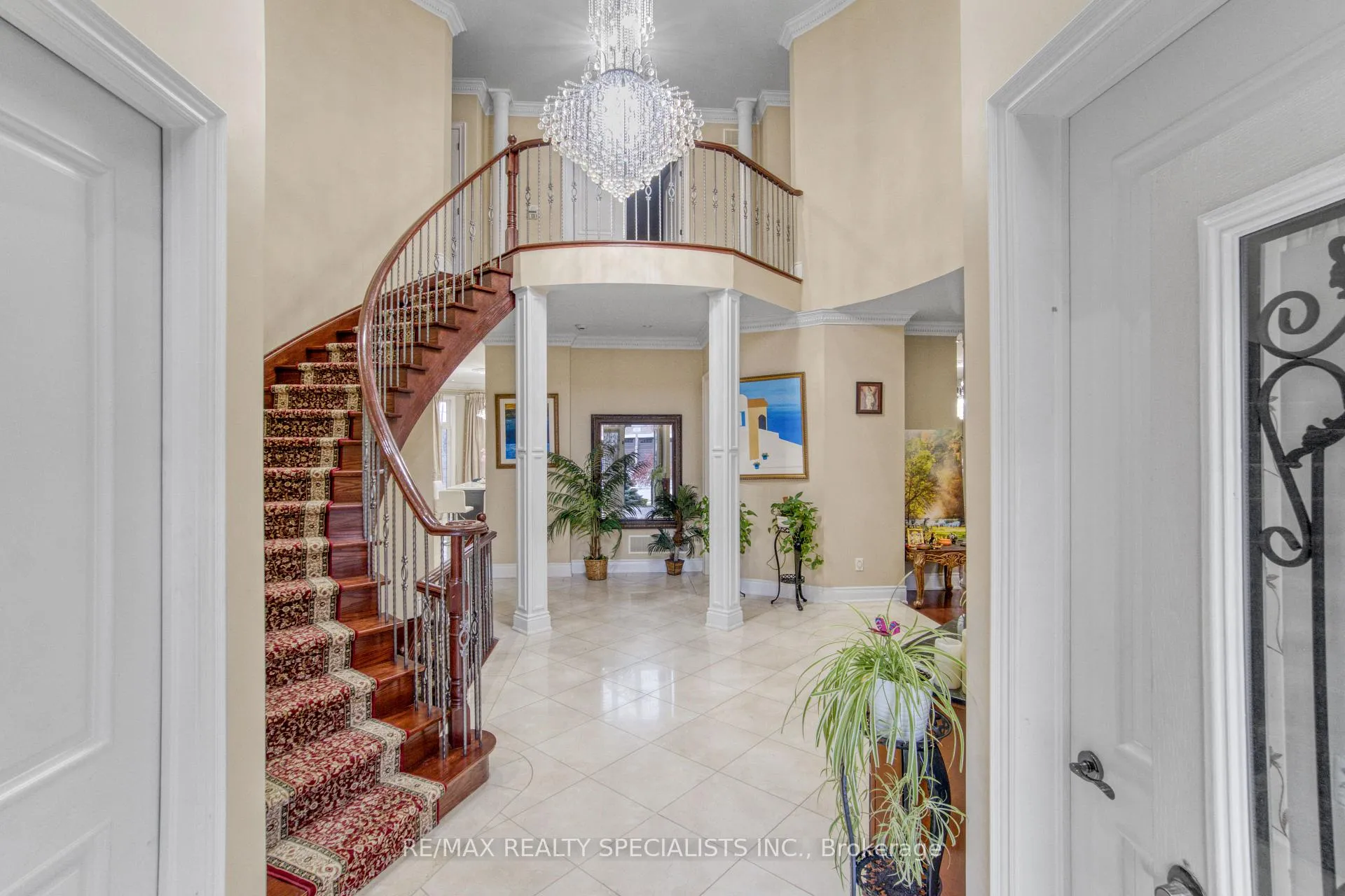Photo 4 of 165 Grand Vallore Crescent, Vaughan, Vellore Village — HOMEH