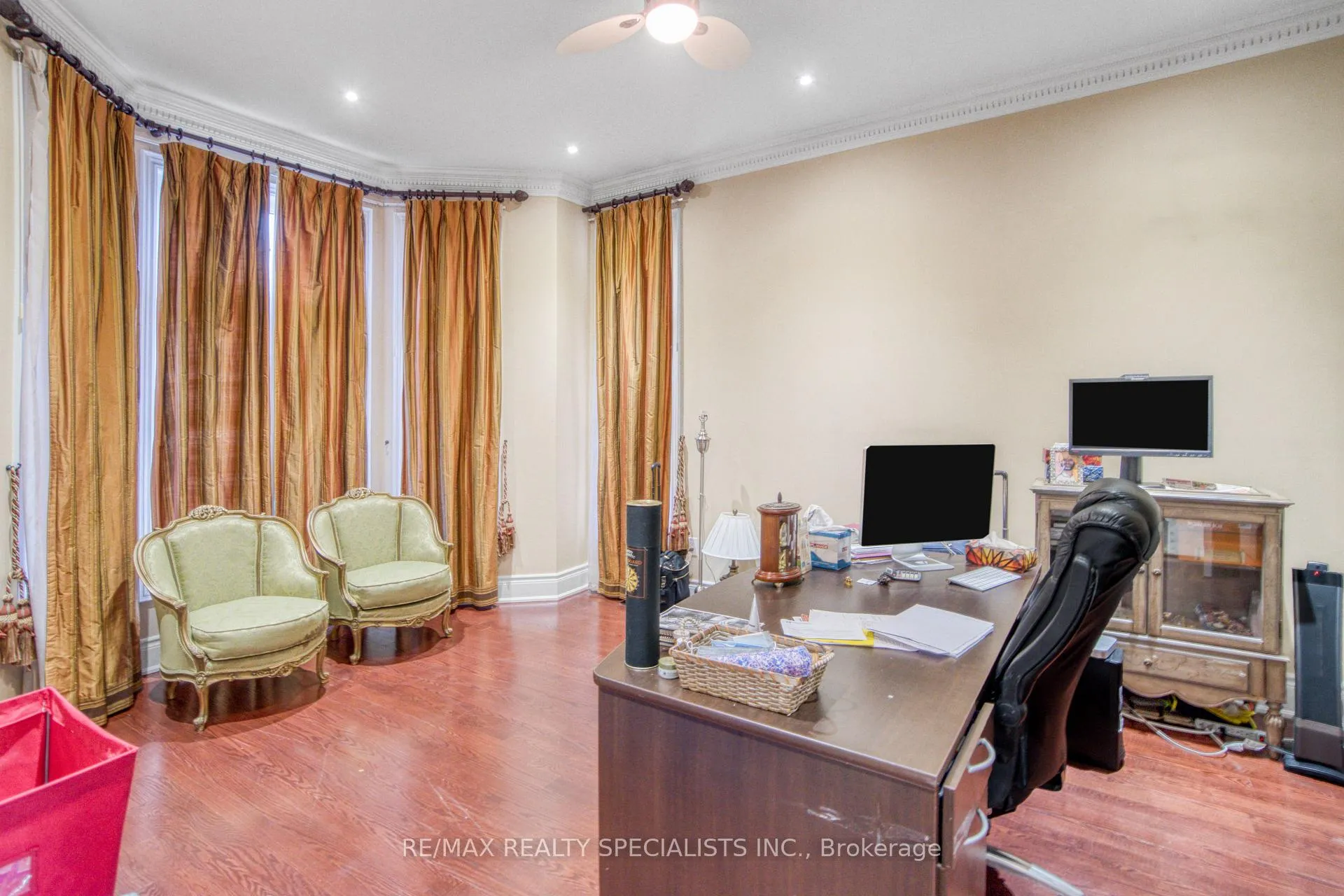 Photo 15 of 165 Grand Vallore Crescent, Vaughan, Vellore Village — HOMEH