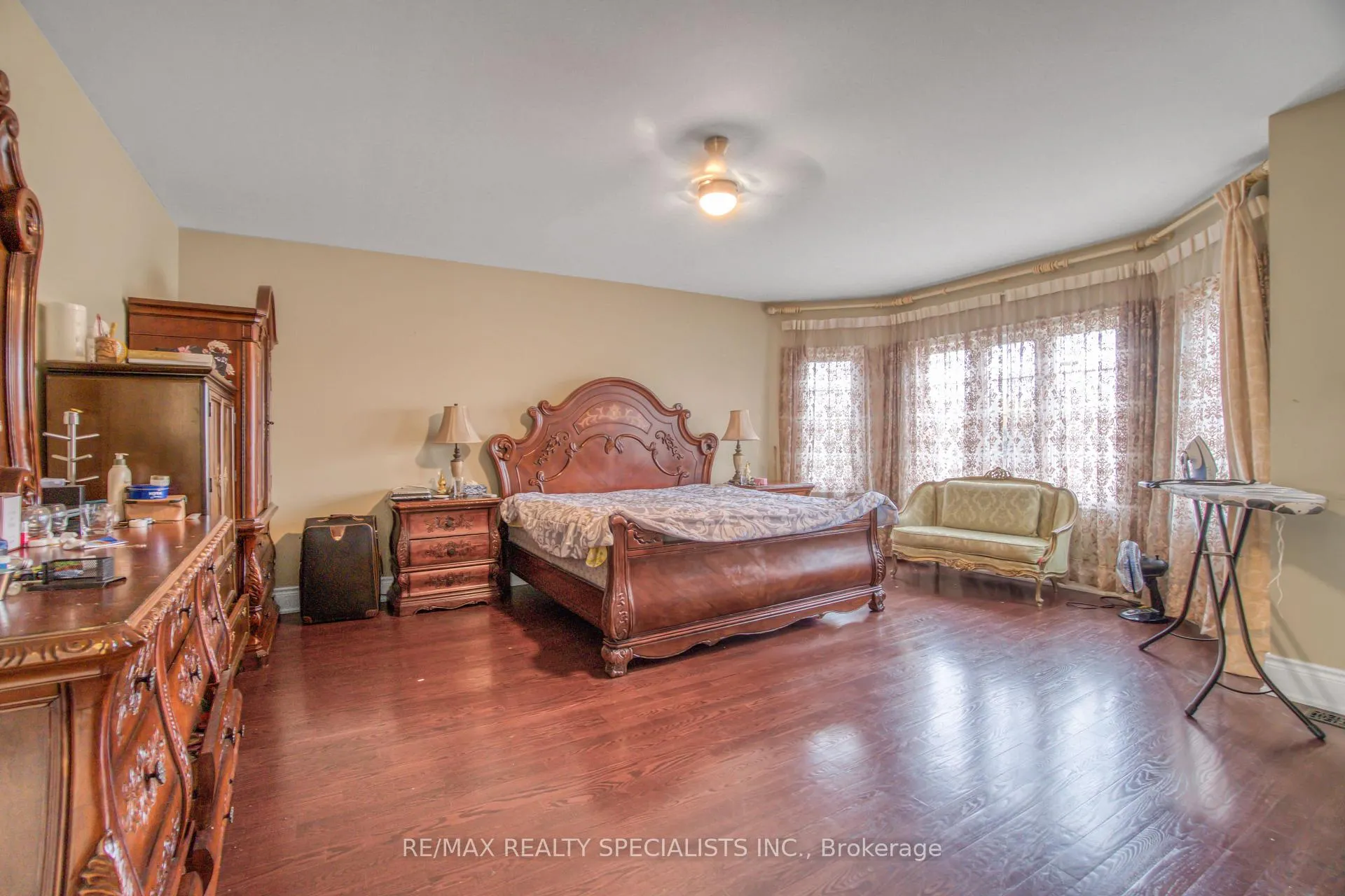 Photo 21 of 165 Grand Vallore Crescent, Vaughan, Vellore Village — HOMEH
