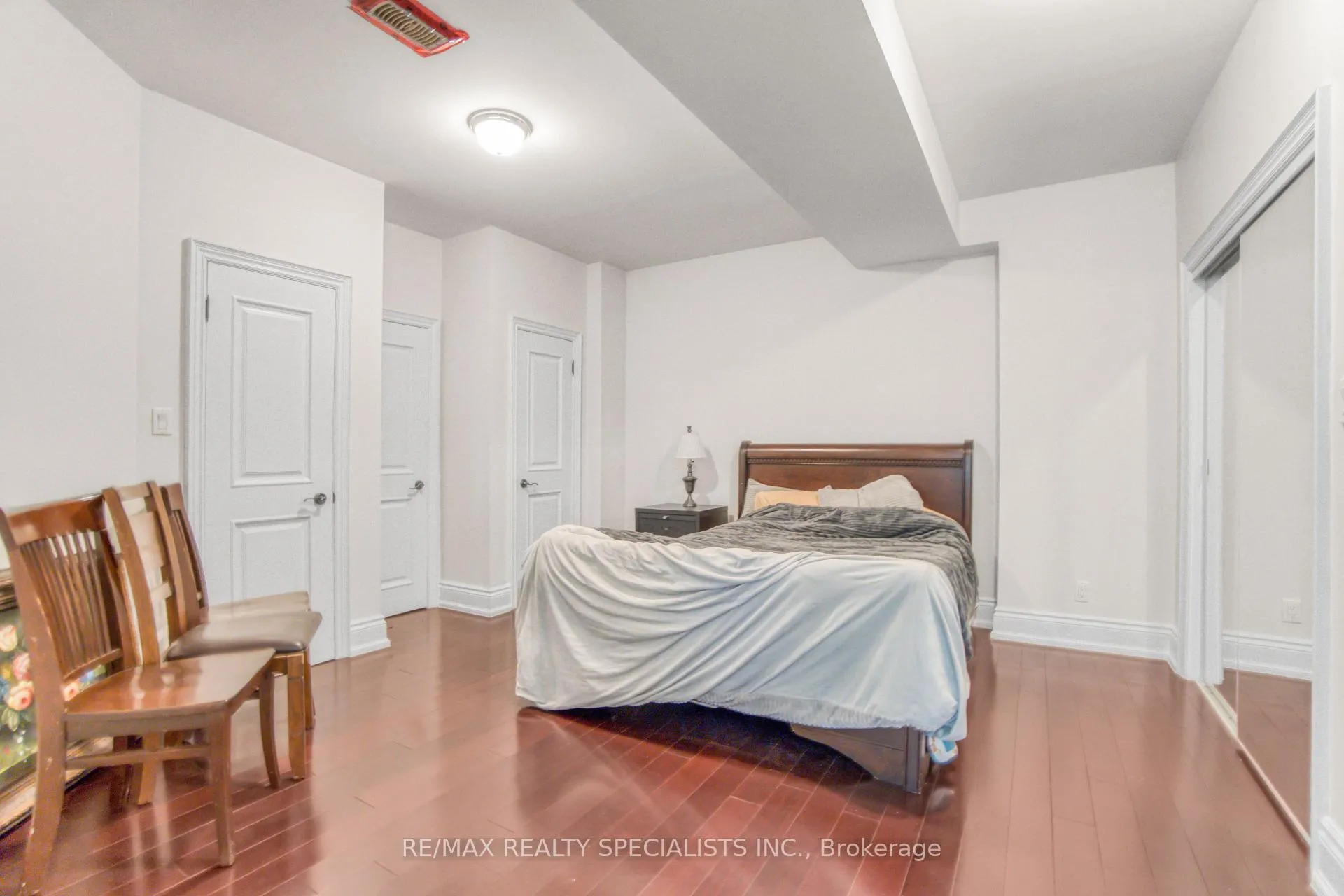 Photo 32 of 165 Grand Vallore Crescent, Vaughan, Vellore Village — HOMEH