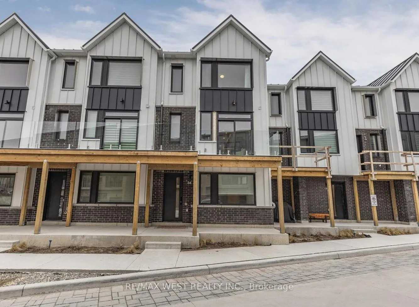 Front of 10 Rainwater Lane