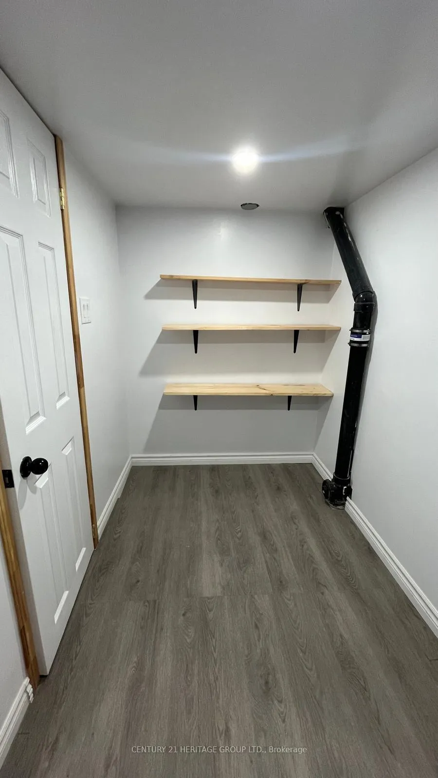 Photo 6 of Unit Bsmt, 477 Cobblehill Drive, Oshawa, Pinecrest — HOMEH