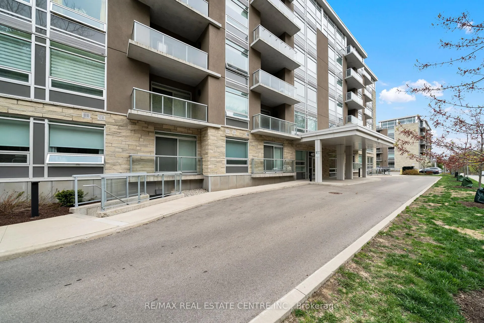 Photo 5 of Unit 305, 467 Charlton Avenue E, Hamilton, Stinson — HOMEH