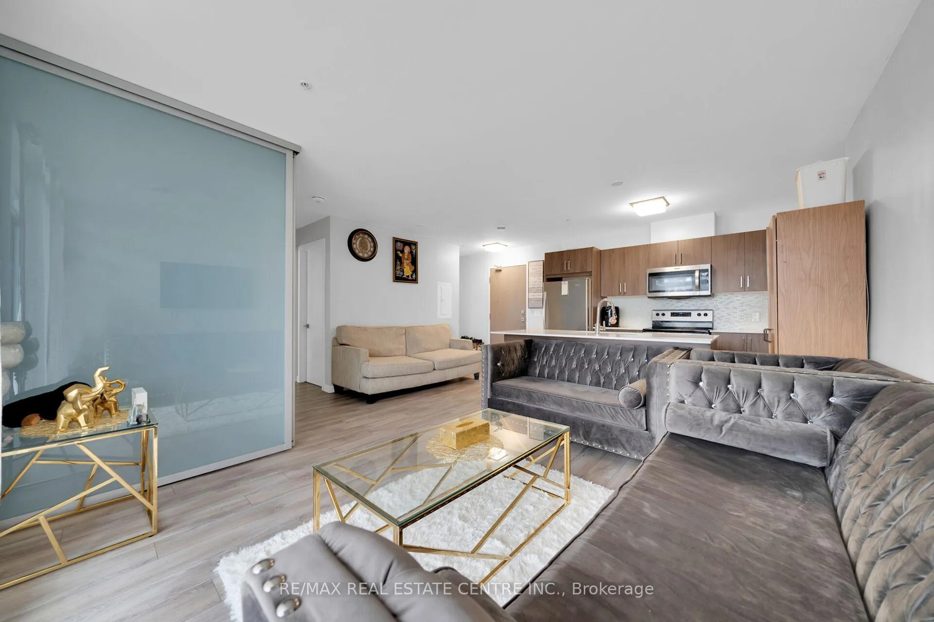 Photo 14 of Unit 305, 467 Charlton Avenue E, Hamilton, Stinson — HOMEH