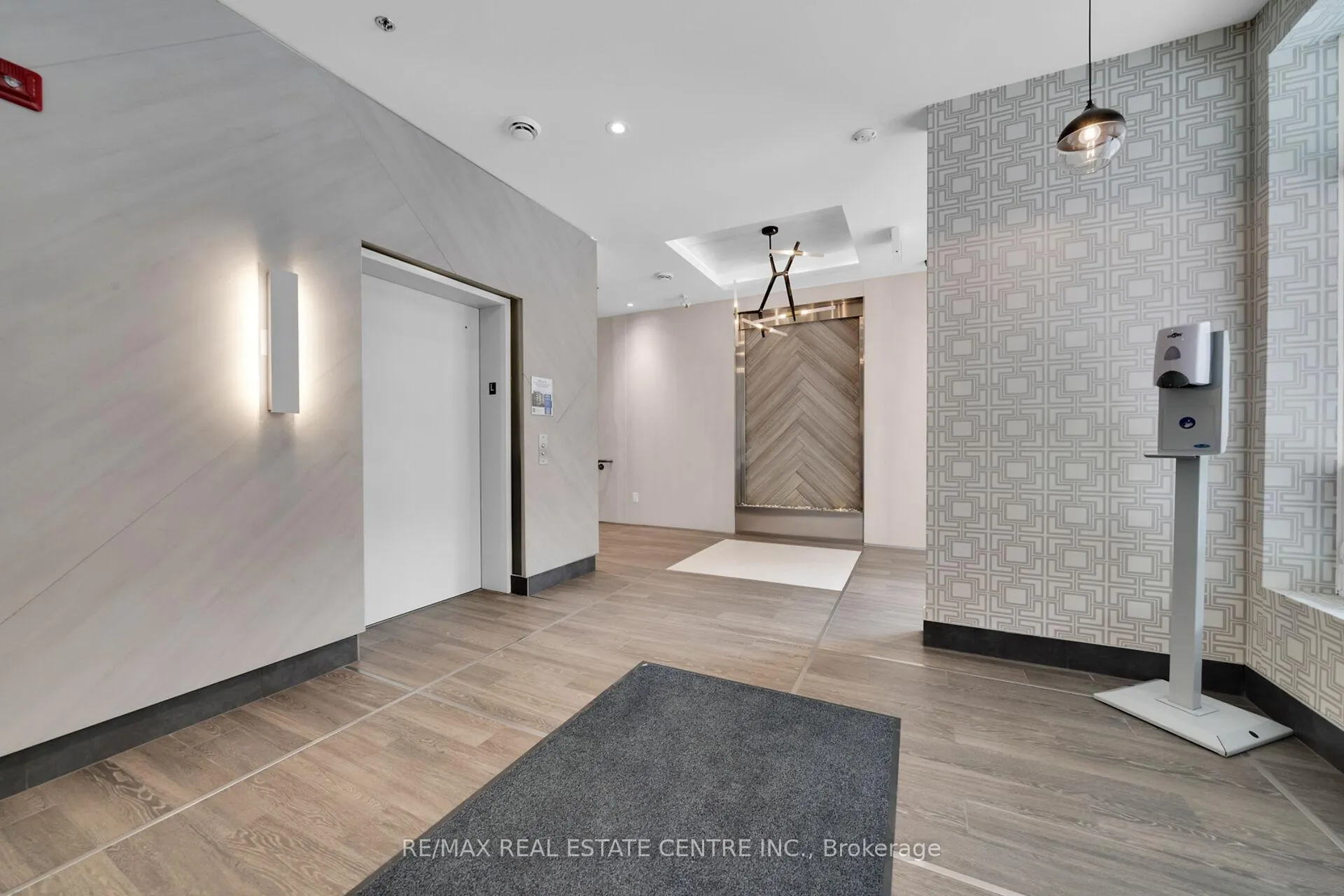 Photo 30 of Unit 305, 467 Charlton Avenue E, Hamilton, Stinson — HOMEH