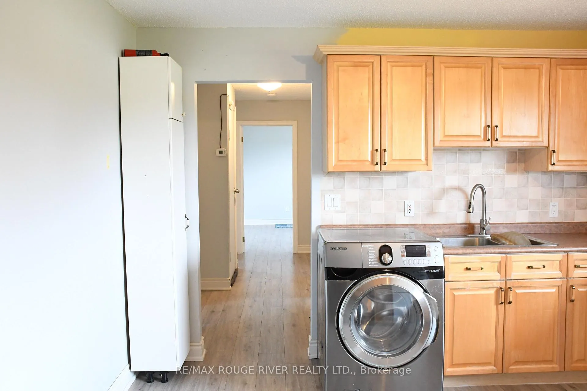 Photo 28 of 604 Kent Street, Whitby, Downtown Whitby — HOMEH