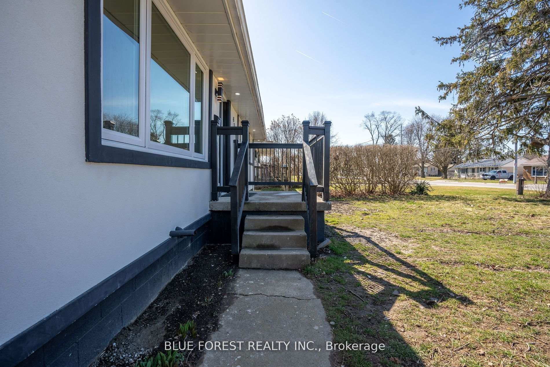 Photo 32 of 416 Indian Creek Road, Chatham-Kent, SW — HOMEH