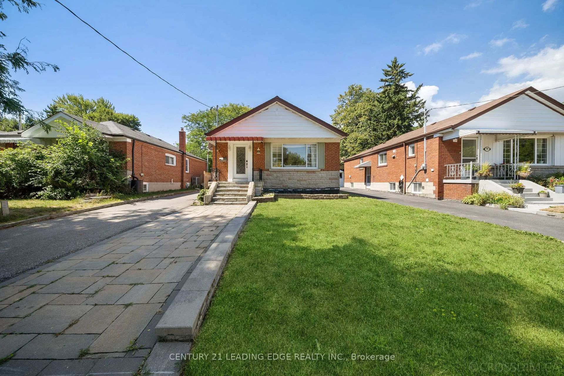 Front of 88 Canlish Road