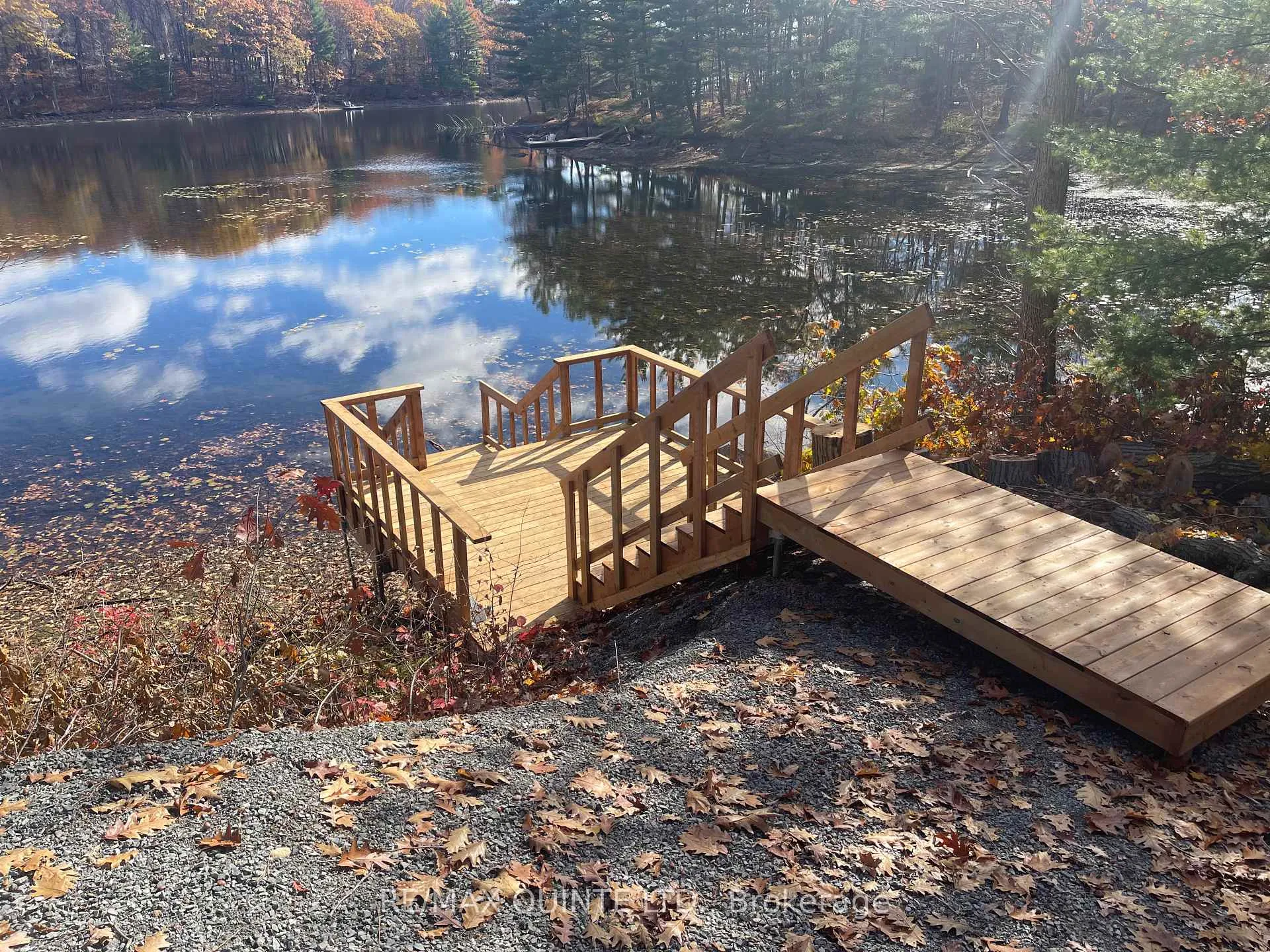 Photo 5 of 102 Attwood Lane, Frontenac, Frontenac South — HOMEH