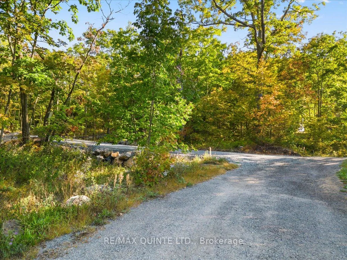 Photo 9 of 102 Attwood Lane, Frontenac, Frontenac South — HOMEH