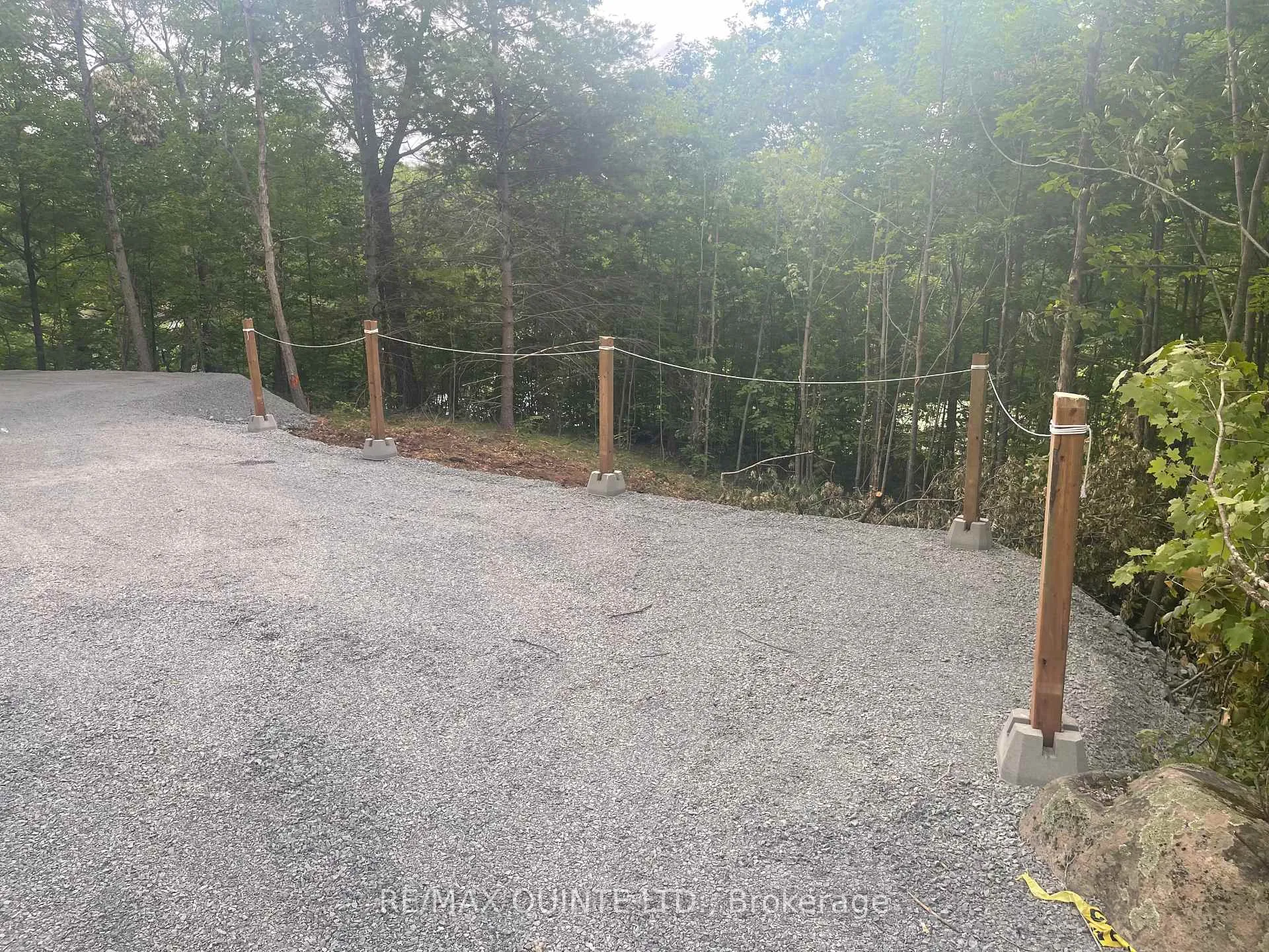 Photo 12 of 102 Attwood Lane, Frontenac, Frontenac South — HOMEH