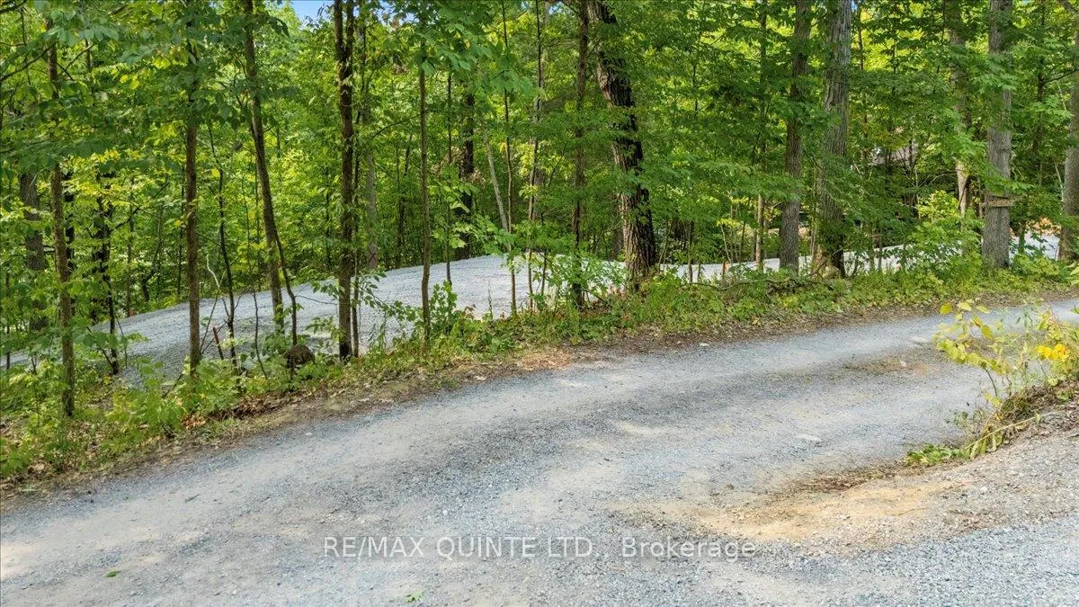 Photo 16 of 102 Attwood Lane, Frontenac, Frontenac South — HOMEH
