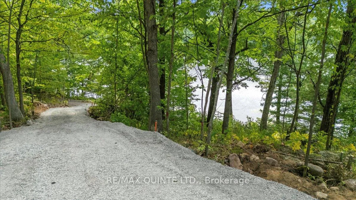 Photo 21 of 102 Attwood Lane, Frontenac, Frontenac South — HOMEH
