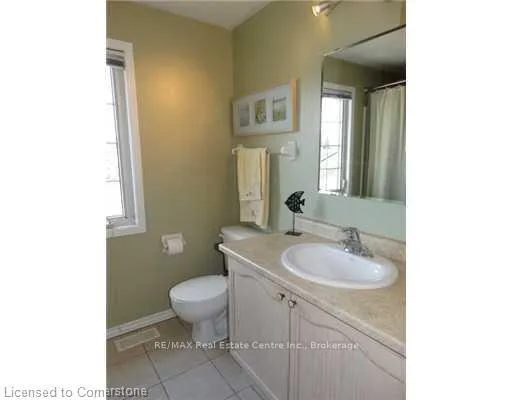 Photo 14 of 509 Westforest Trail, Kitchener — HOMEH