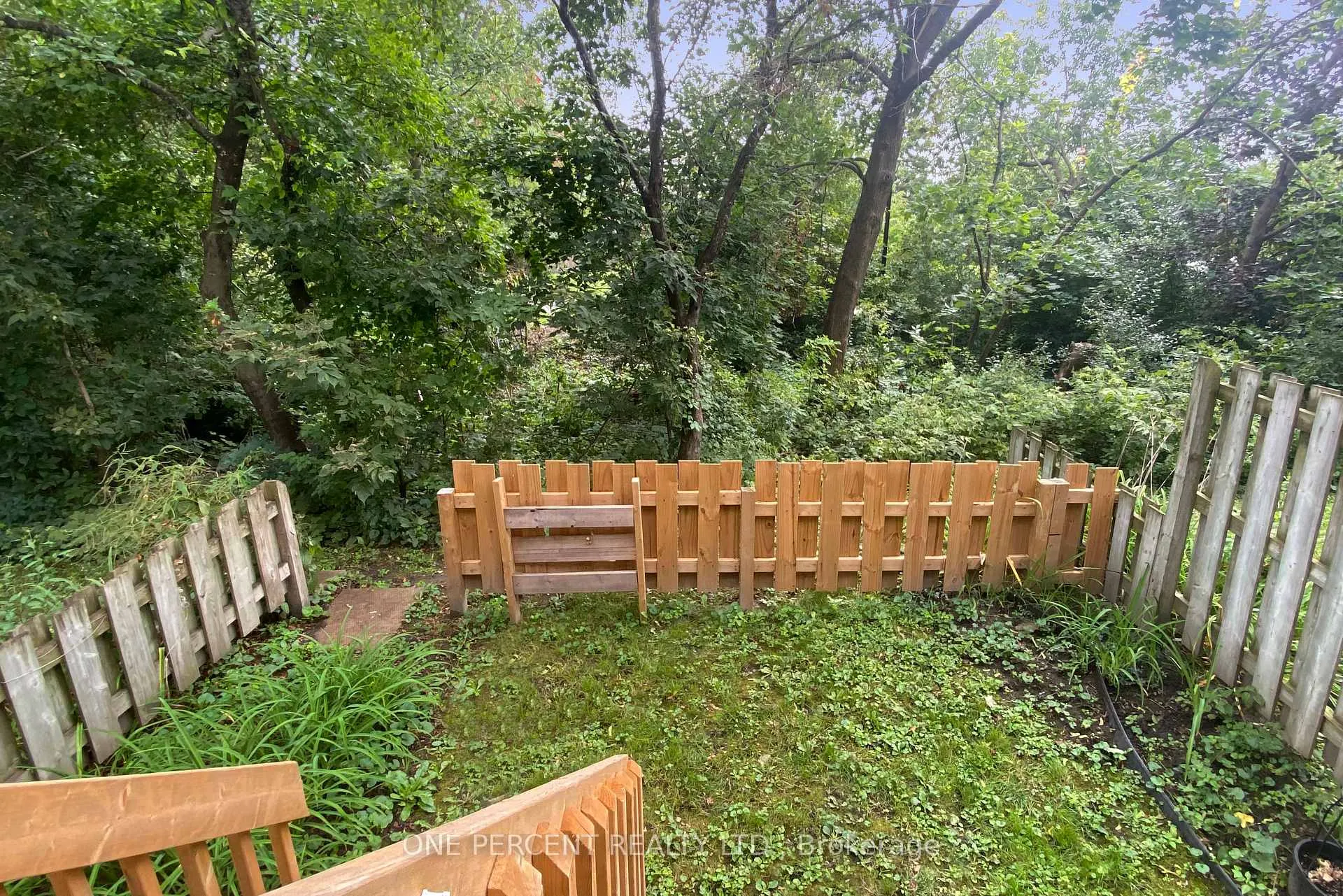 Photo 25 of 292 Temby Private, Ottawa, Hunt Club Park/Greenboro — HOMEH