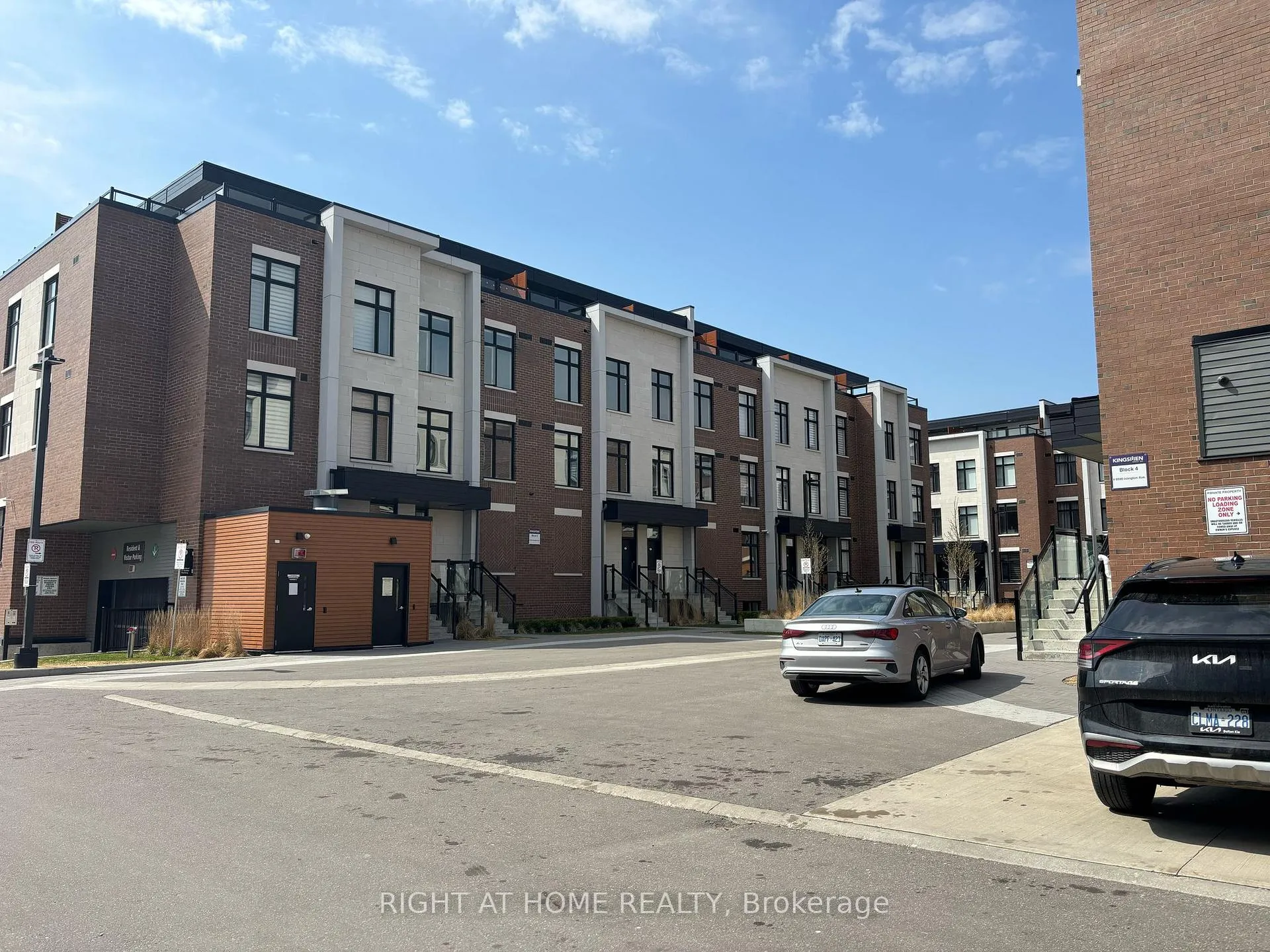 Photo 1 of Unit U228, 9570 Islington Avenue W, Vaughan, Sonoma Heights — HOMEH