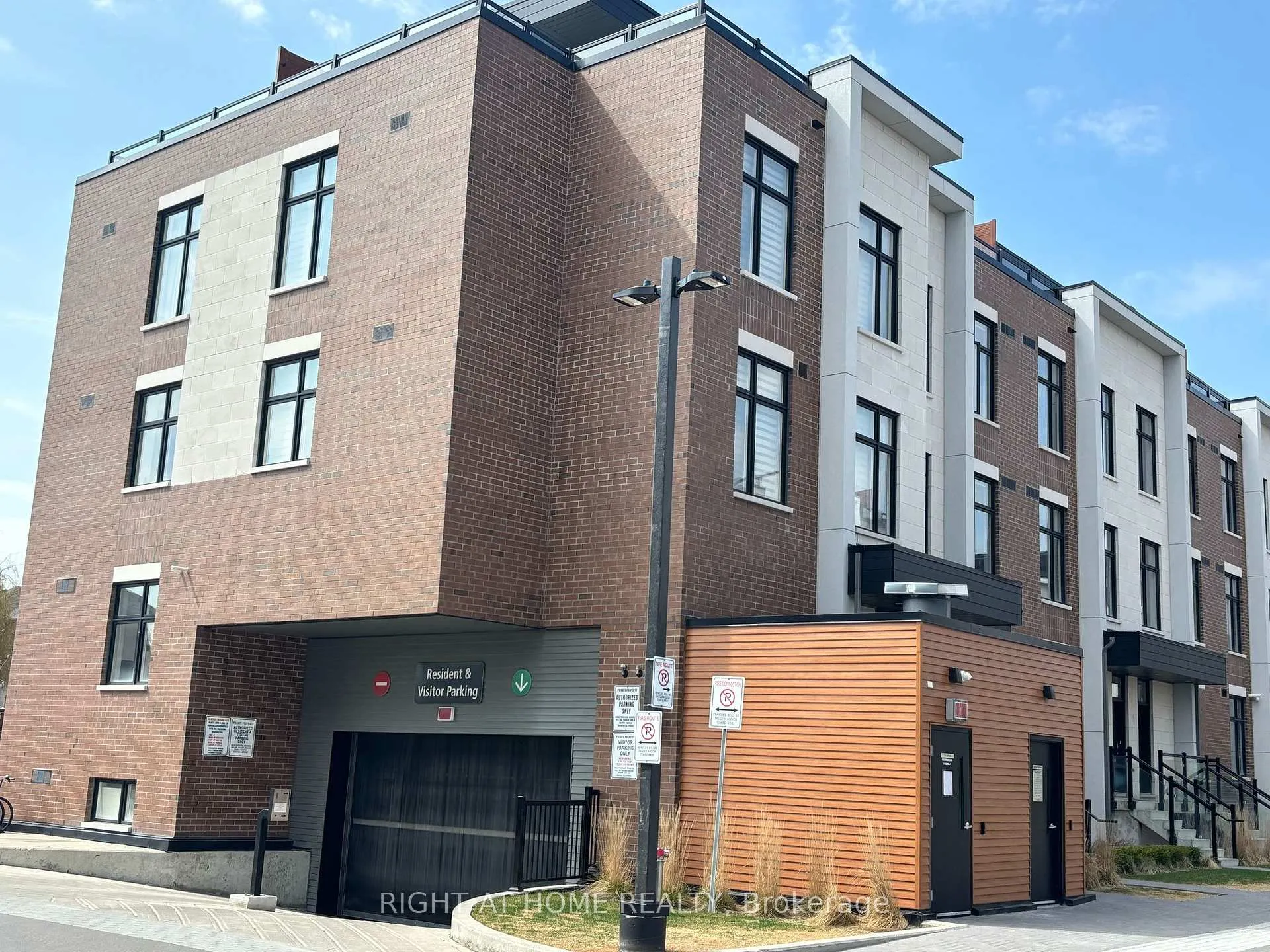 Photo 2 of Unit U228, 9570 Islington Avenue W, Vaughan, Sonoma Heights — HOMEH