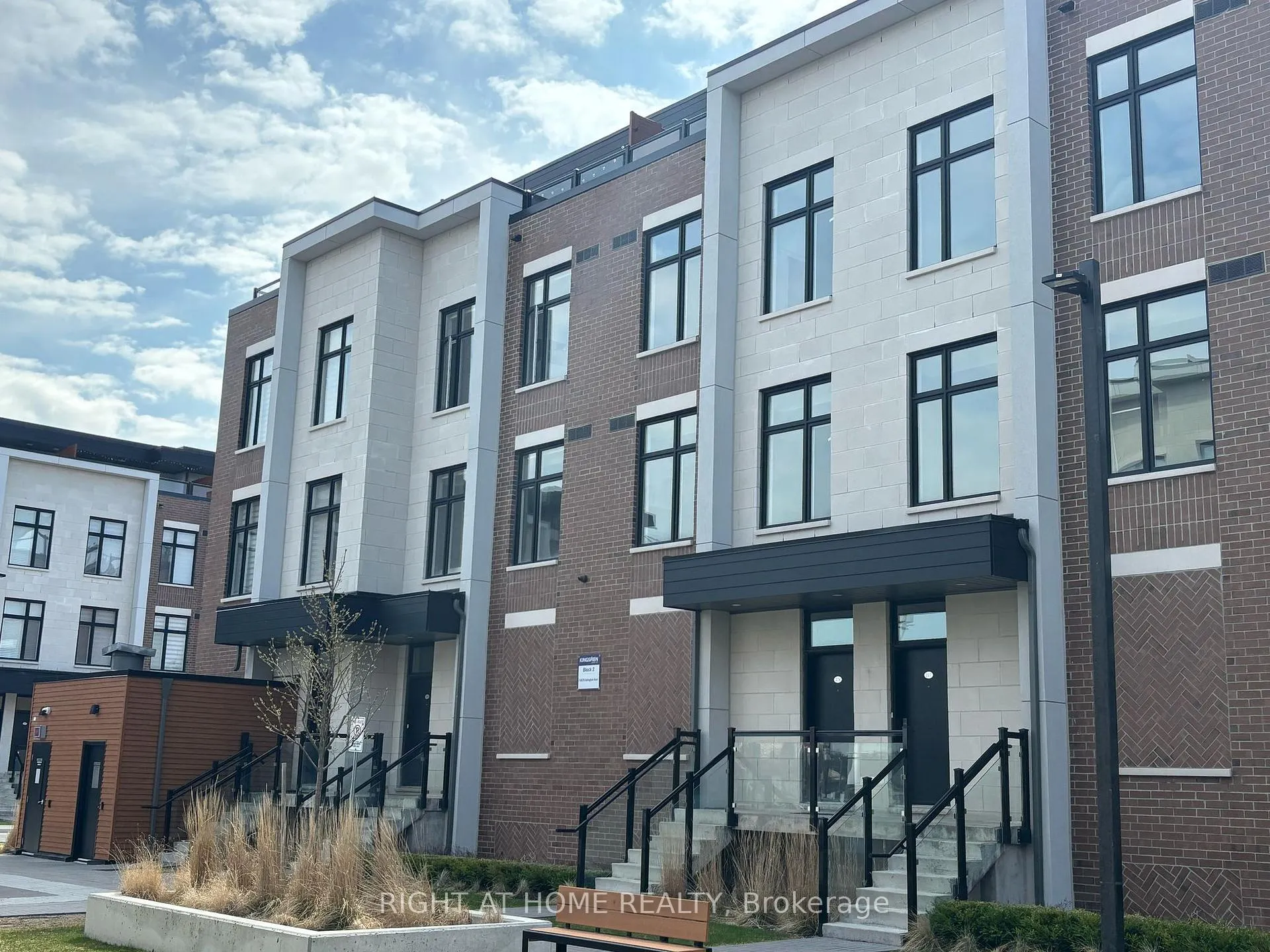 Photo 6 of Unit U228, 9570 Islington Avenue W, Vaughan, Sonoma Heights — HOMEH