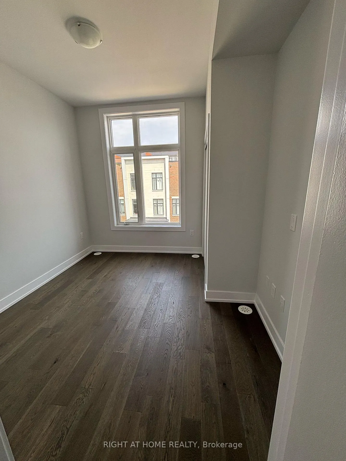 Photo 15 of Unit U228, 9570 Islington Avenue W, Vaughan, Sonoma Heights — HOMEH