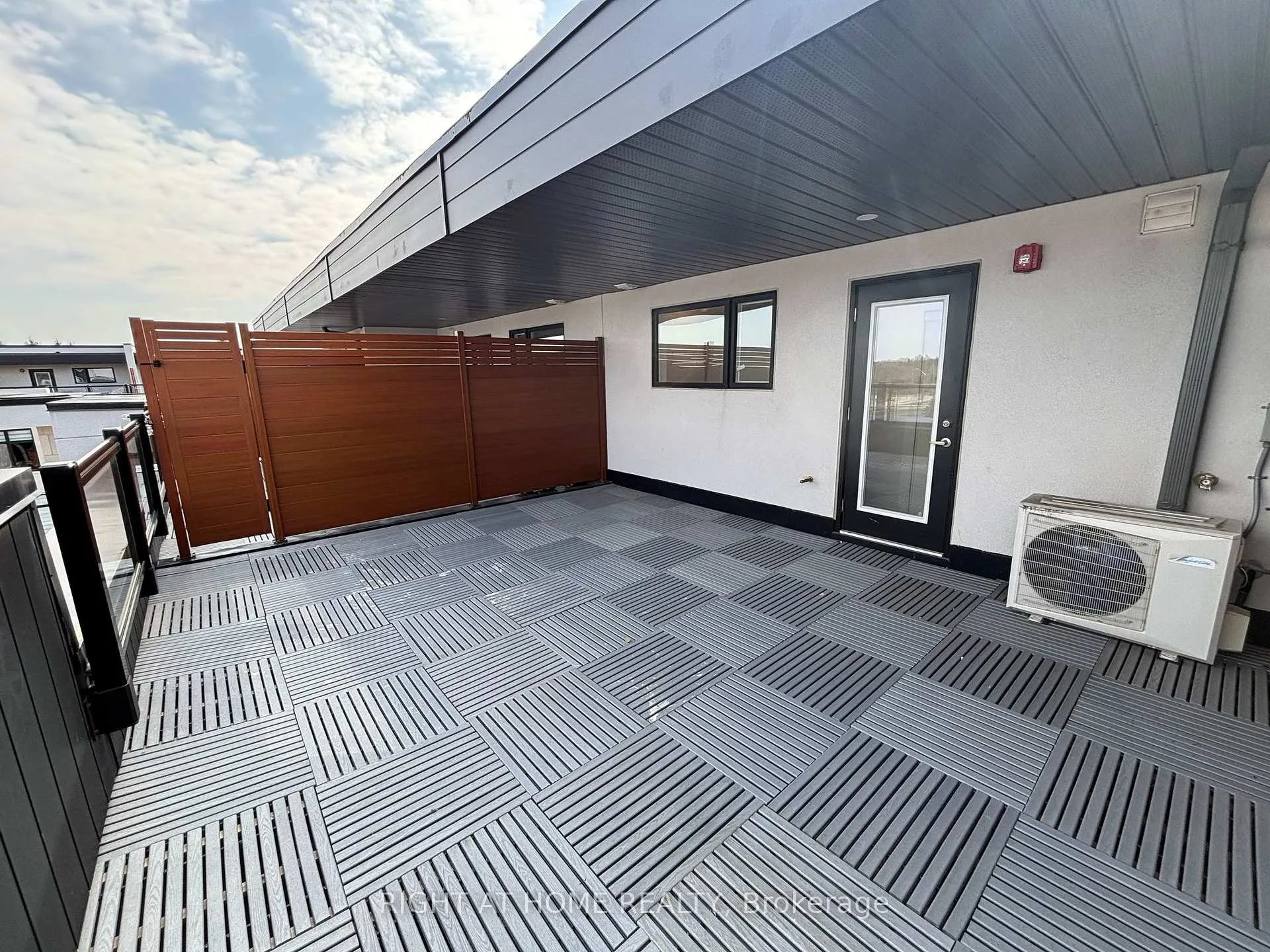 Photo 20 of Unit U228, 9570 Islington Avenue W, Vaughan, Sonoma Heights — HOMEH