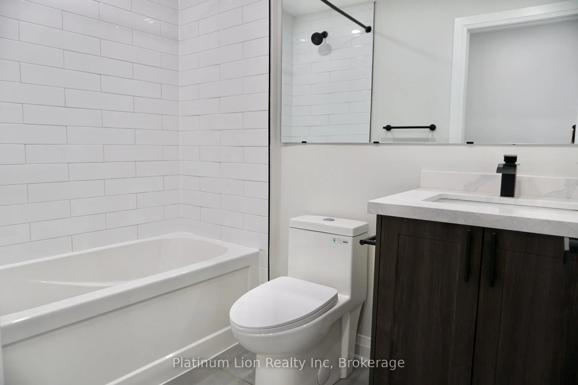 Photo 3 of Unit 1, 588 Barton Street E, Hamilton, Gibson — HOMEH
