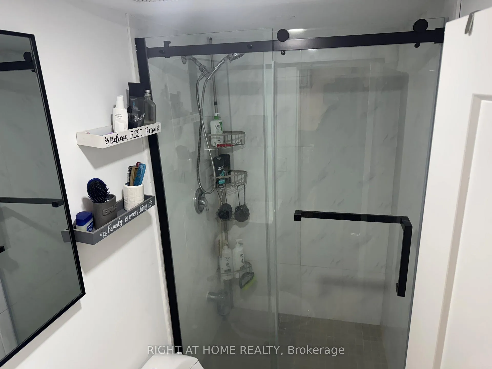 Photo 10 of Unit Apt B, 841 Reytan Boulevard, Pickering, Bay Ridges — HOMEH