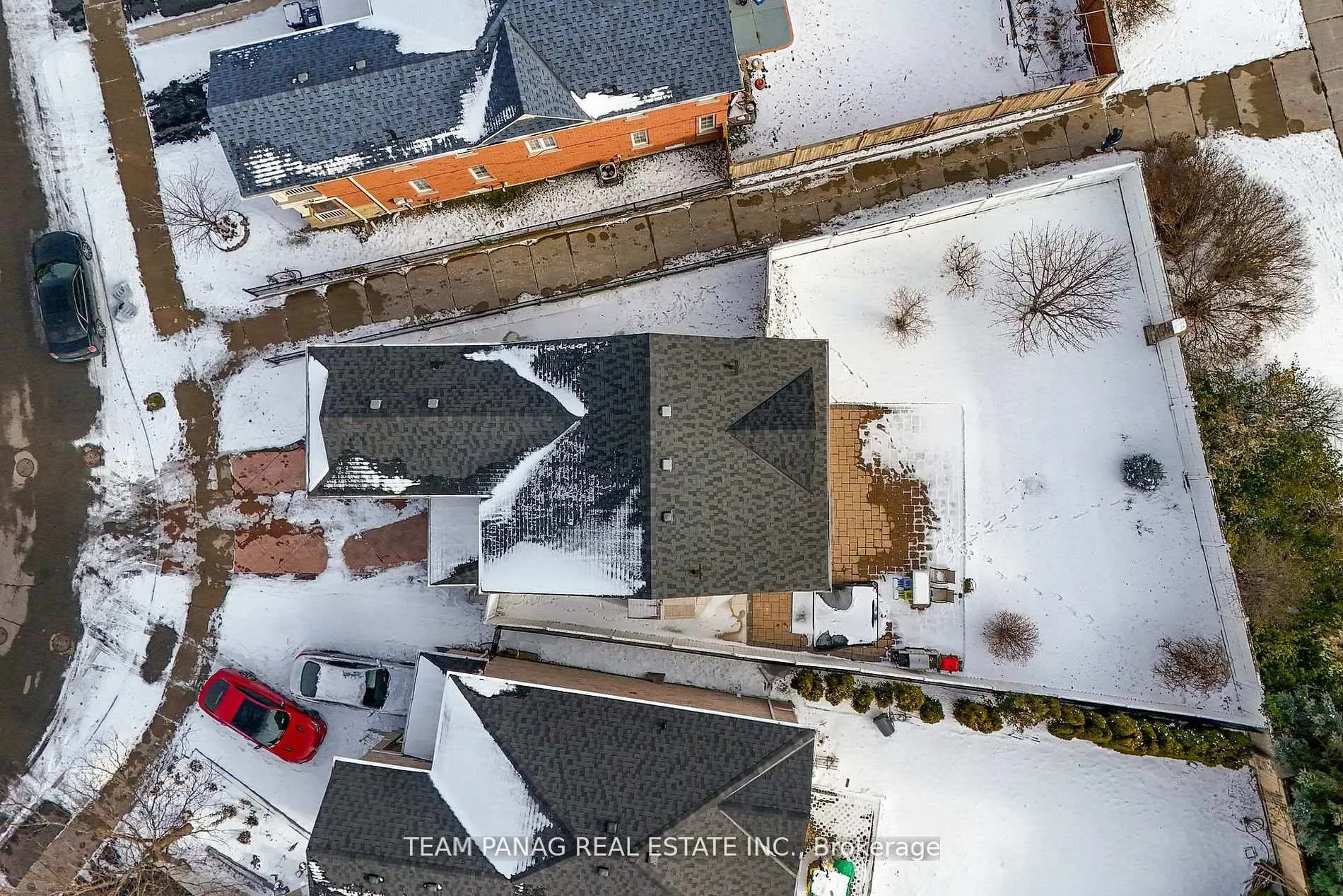 Photo 4 of 66 Tobermory Crescent, Brampton, Madoc — HOMEH