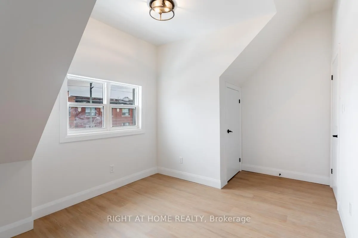 Photo 14 of Unit 3, 115 Catharine Street N, Hamilton, Beasley — HOMEH