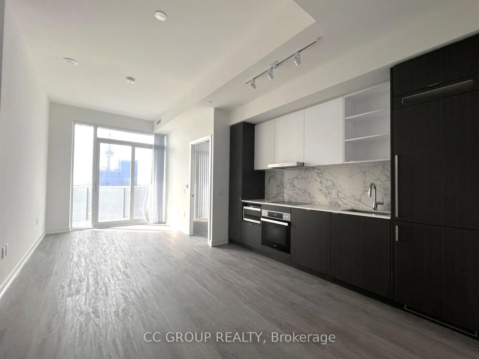 Photo 2 of Unit 7012, 55 Cooper Street, Toronto, Waterfront Communities — HOMEH
