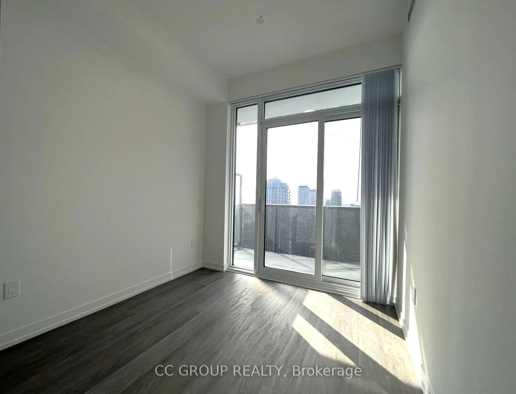 Photo 3 of Unit 7012, 55 Cooper Street, Toronto, Waterfront Communities — HOMEH