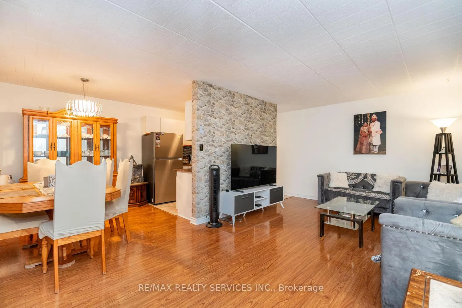 Front of Unit 302, 29 West Avenue W