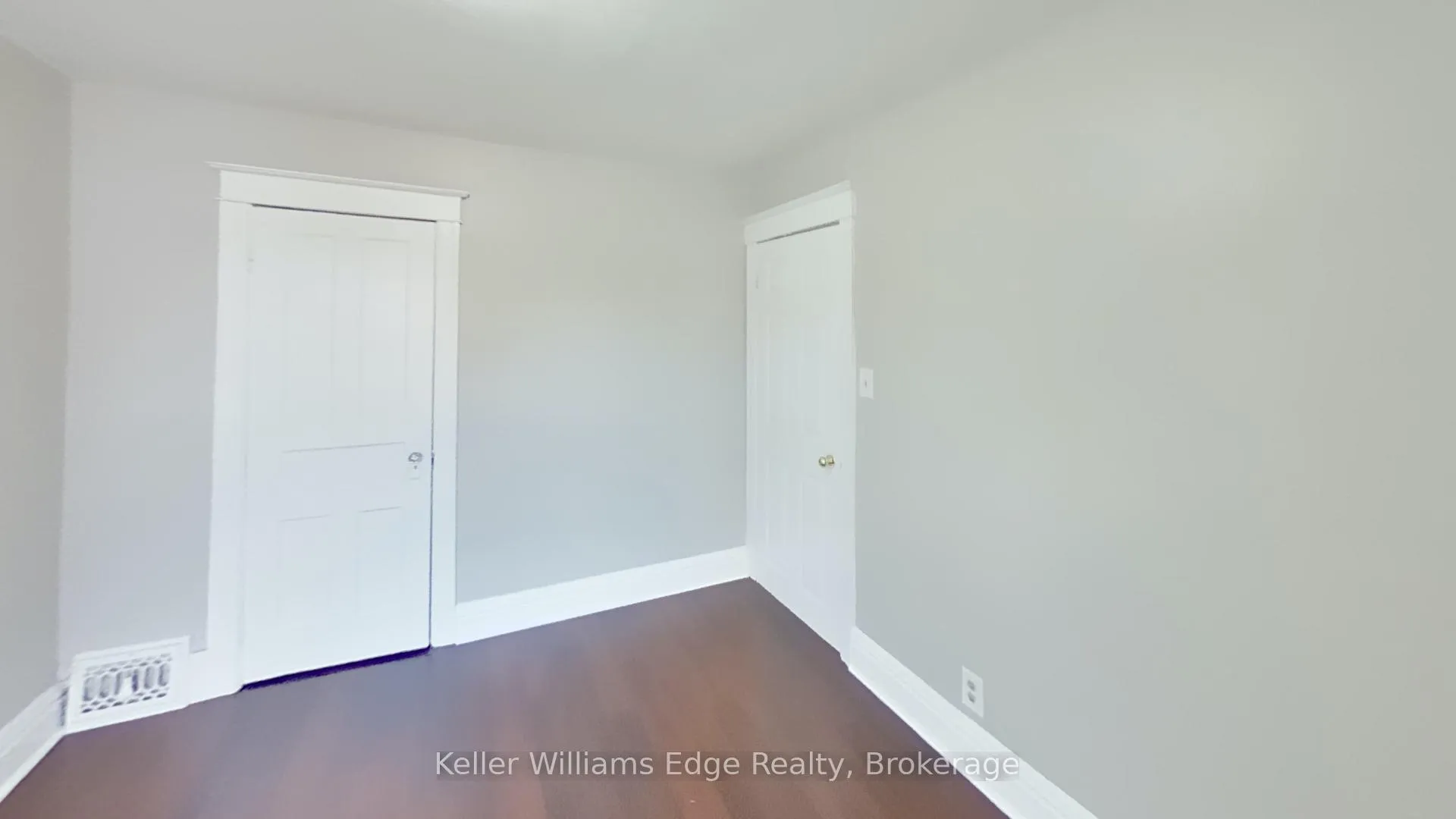 Photo 7 of Unit 2, 104 Rosslyn Avenue N, Hamilton, Crown Point — HOMEH