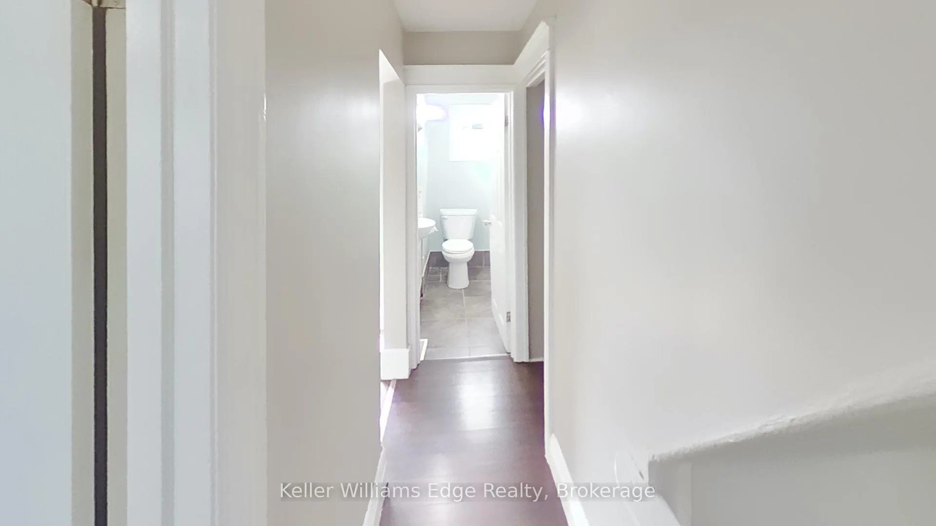 Photo 10 of Unit 2, 104 Rosslyn Avenue N, Hamilton, Crown Point — HOMEH