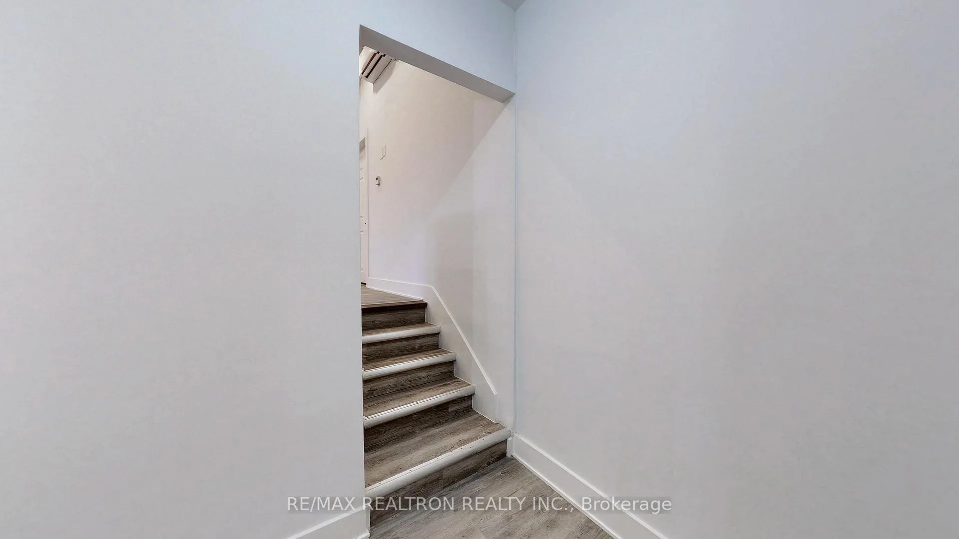 Photo 20 of 69 Gloucester Street, Toronto, Church-Yonge Corridor — HOMEH
