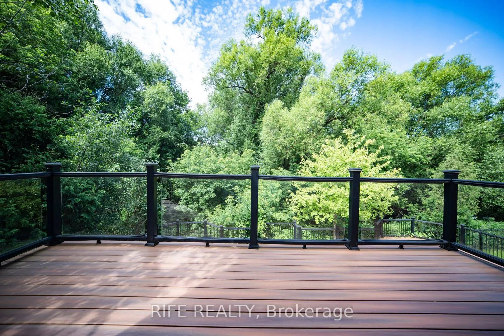 Photo 3 of 37 Burndenford Crescent, Markham, Markville — HOMEH