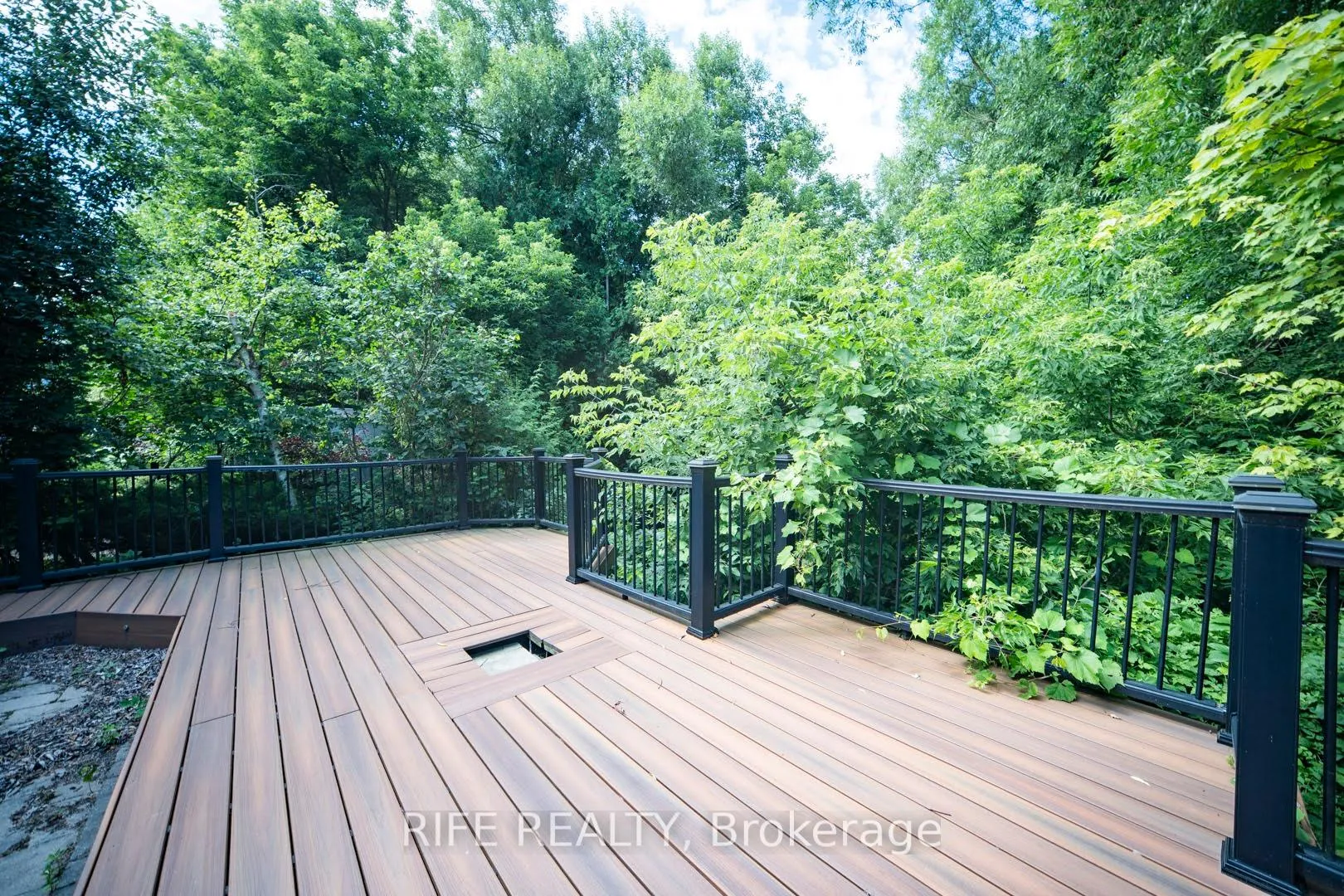 Photo 9 of 37 Burndenford Crescent, Markham, Markville — HOMEH