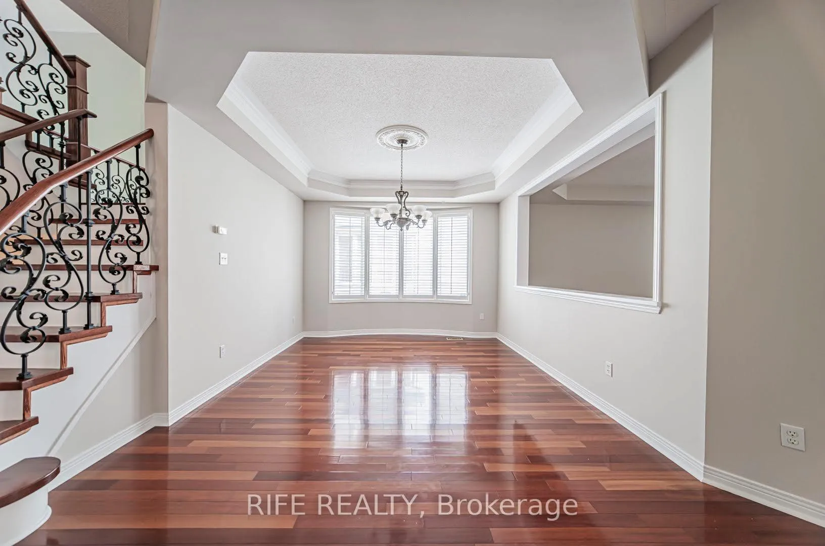 Photo 19 of 37 Burndenford Crescent, Markham, Markville — HOMEH