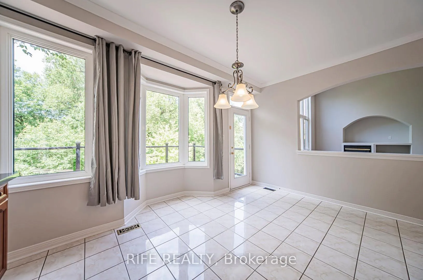 Photo 29 of 37 Burndenford Crescent, Markham, Markville — HOMEH